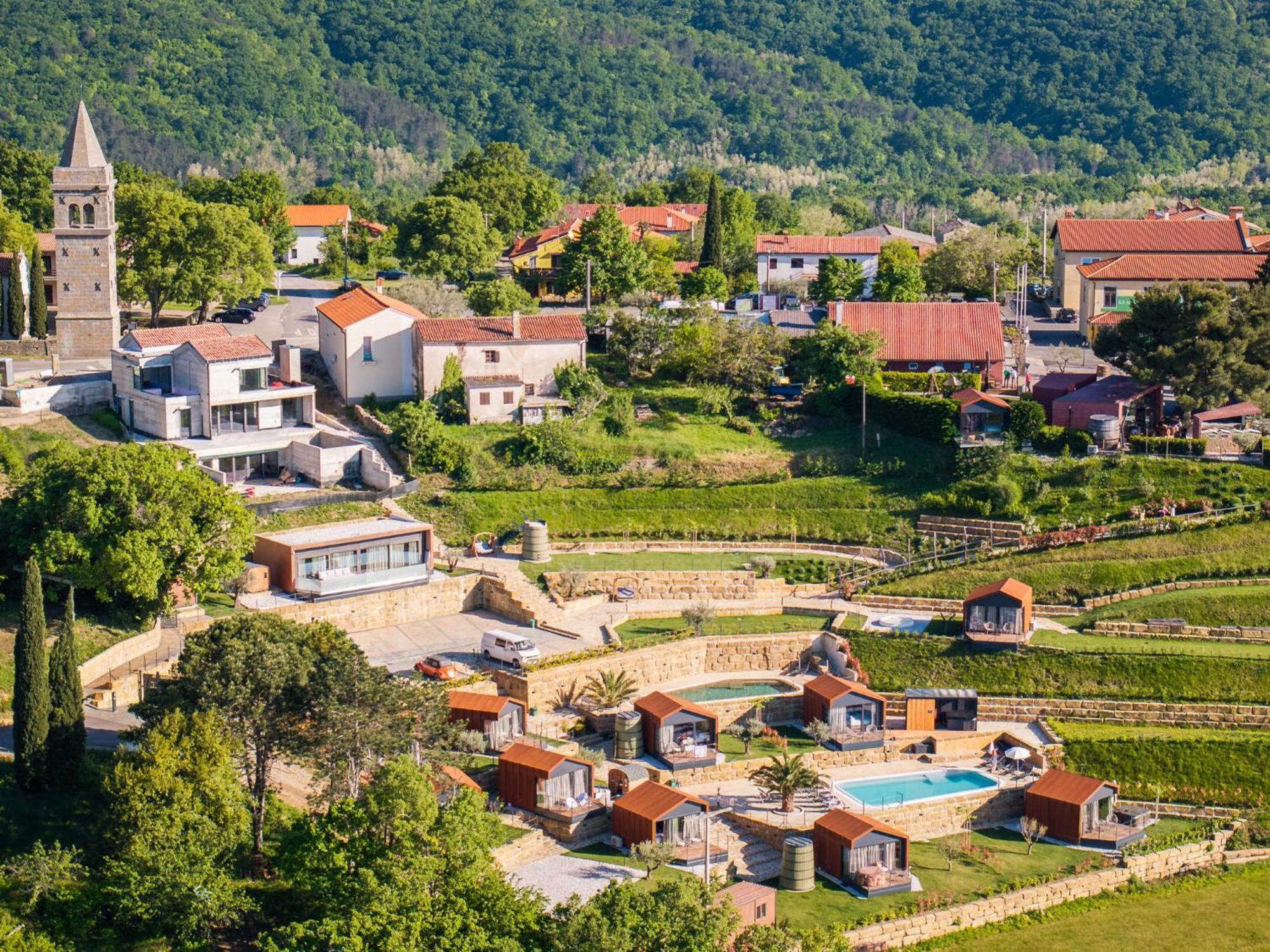 Wine Paradise - Glamping Resort Marezige Bagian luar foto
