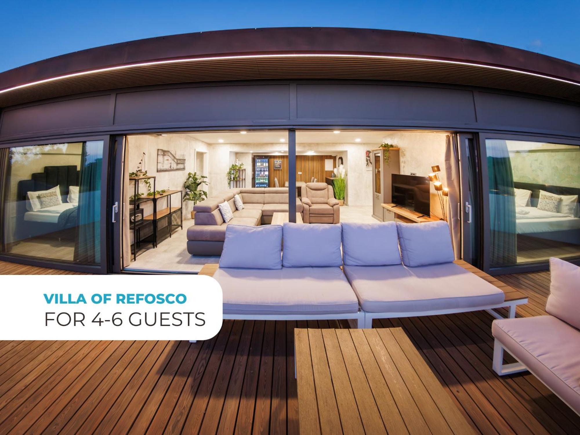 Wine Paradise - Glamping Resort Marezige Bagian luar foto